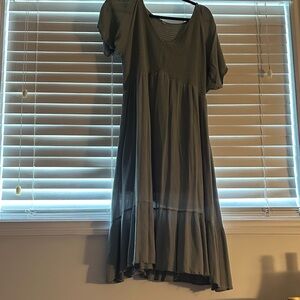 Elegant Green Women's Dress